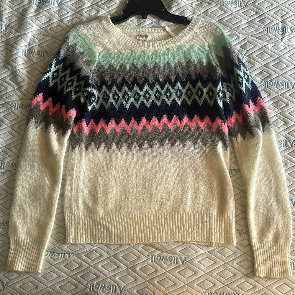Mossimo Supply Co. Zip Zag Pattern Sweater Size Small